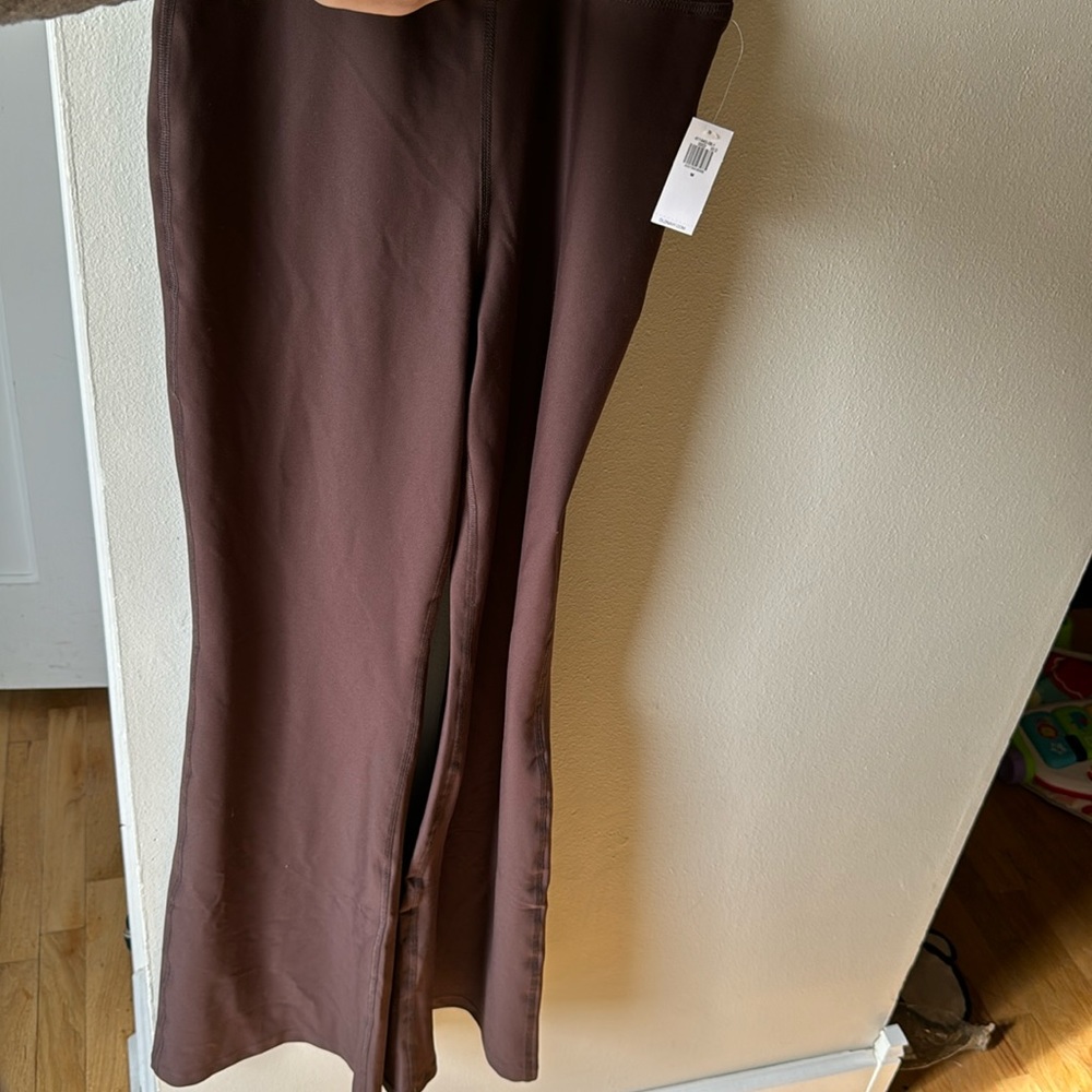 Old navy flare yoga pants